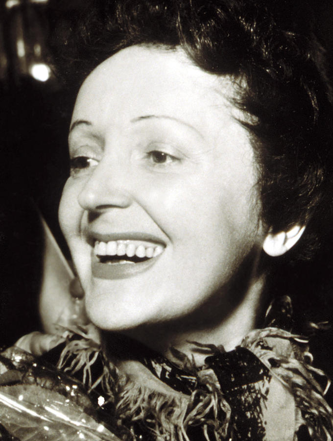 Edith Piaf, Late 1940s Photograph by Everett