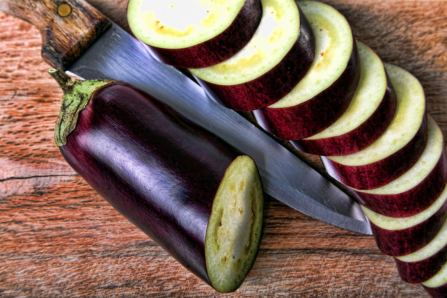 Eggplant sliced. 