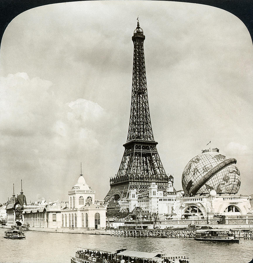 Eiffel Tower, 1900 Photograph by Granger