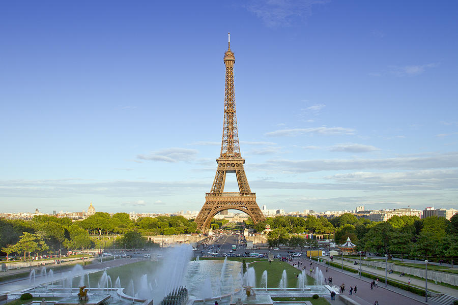 Eiffel Tower with Fontaines Photograph by Melanie Viola - Fine Art America