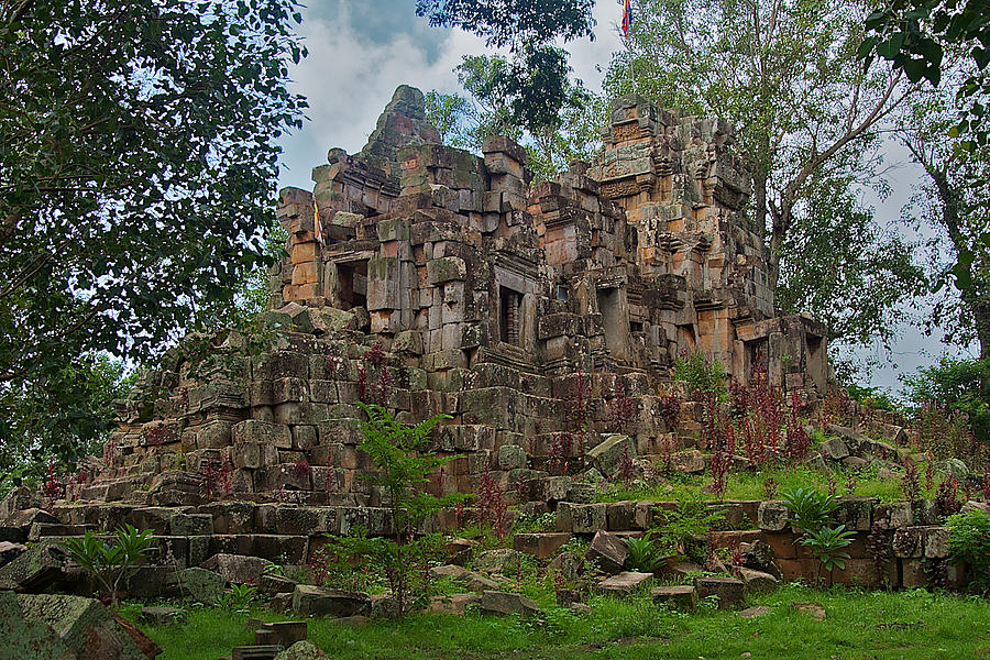Ek Phnom Ruins Photograph by Arj Munoz