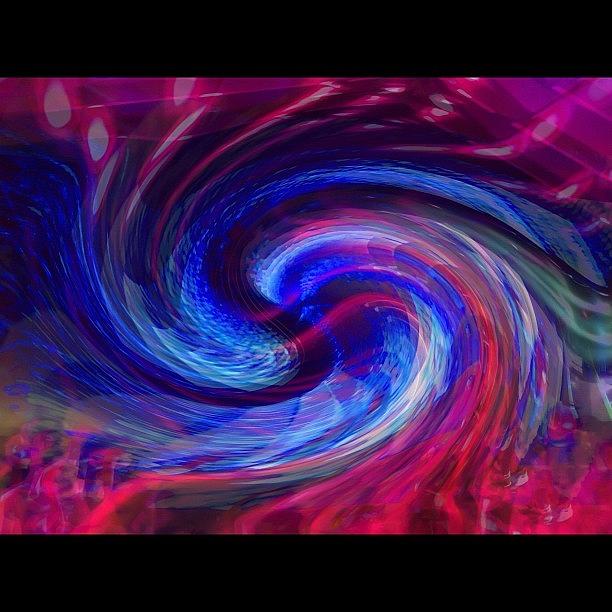 Abstract Photograph - #electriczoo #edit #swirl #abstract by Niels Rasmussen