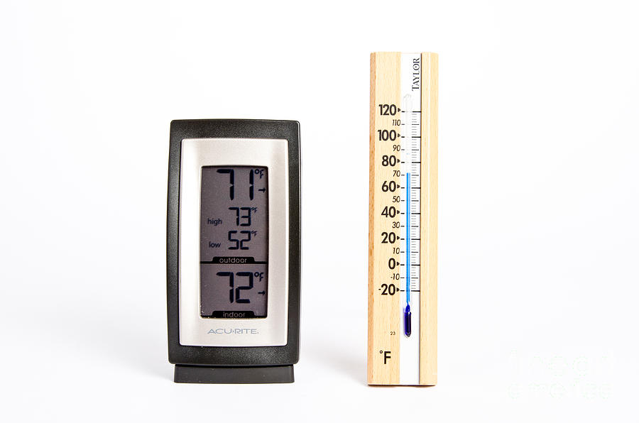 Electronic And Glass Thermometer Photograph by Photo Researchers