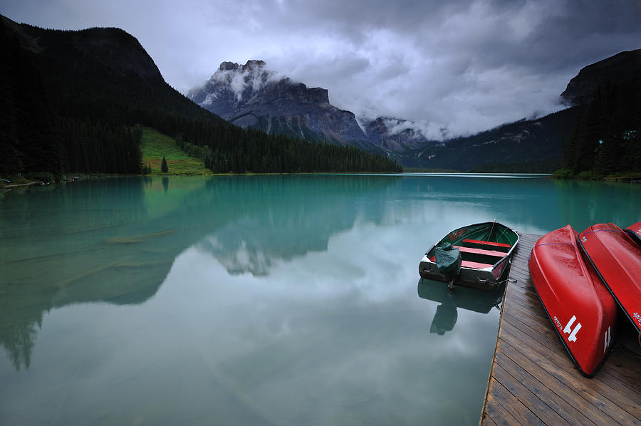 Emerald Lake Photograph by Jonathan Zhang - Fine Art America