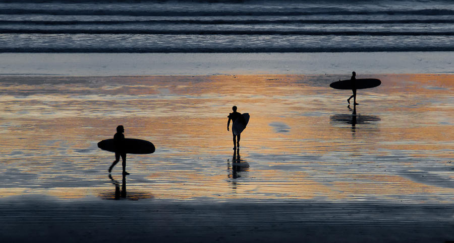 End of a surfers day Photograph by Geraldine Alexander