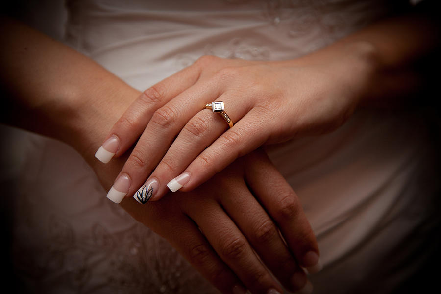 Engagement Ring Photograph by Carole Hinding