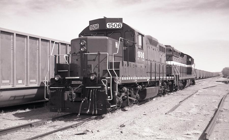 Train Photograph - Engine 1506 by HW Kateley