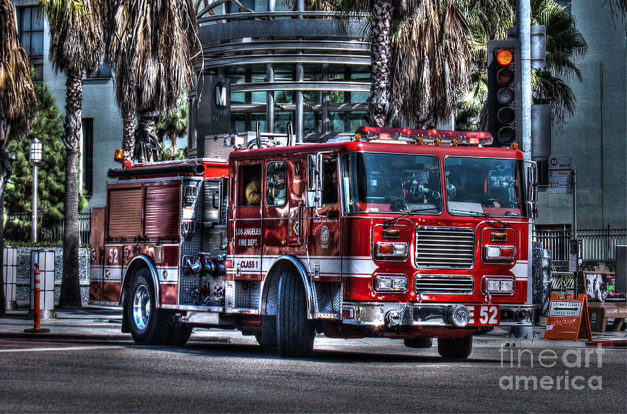 Engine 52 Photograph by Tommy Anderson | Fine Art America