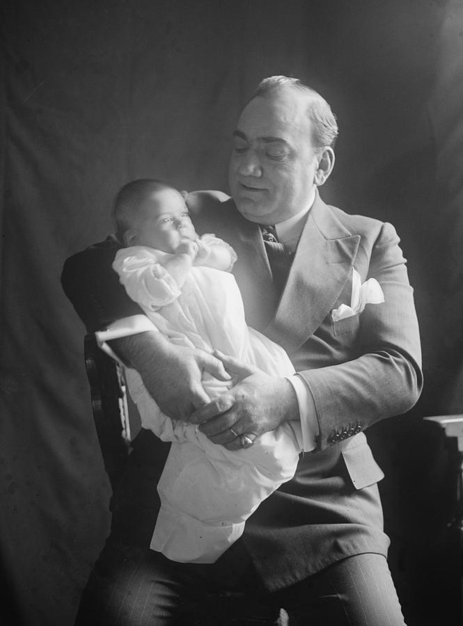 Enrico Caruso 1873 1921 Holding by Everett