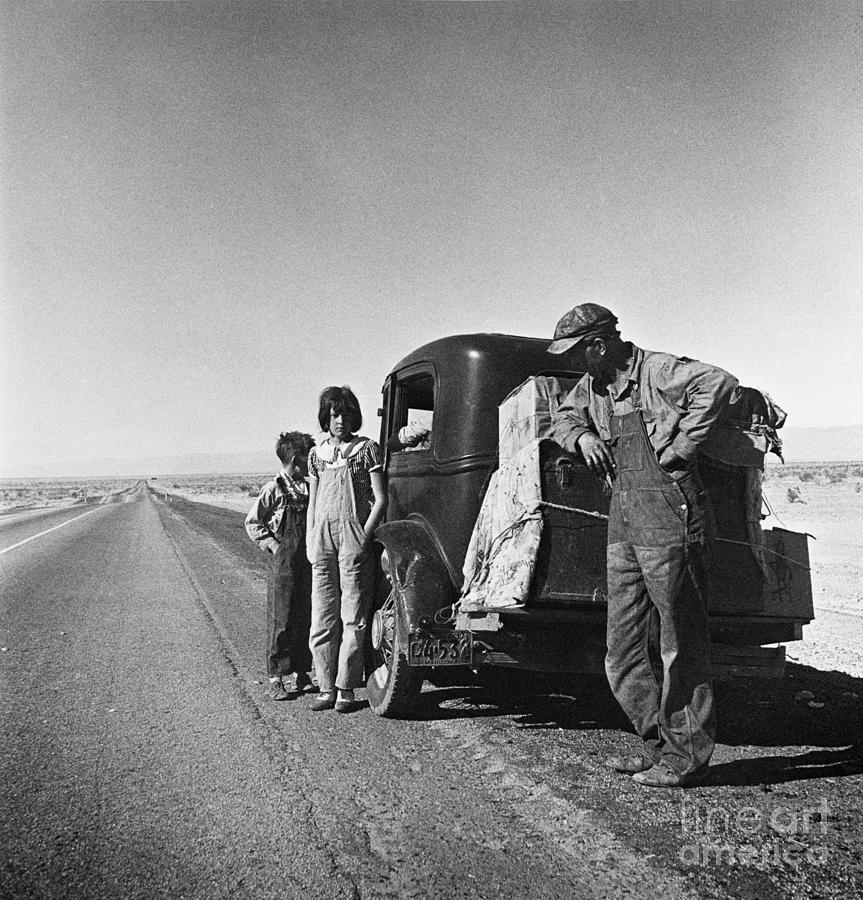 Entering The California Desert Photograph by Photo Researchers