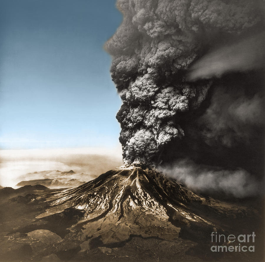 Eruption Of Mount St. Helens Photograph by Science Source