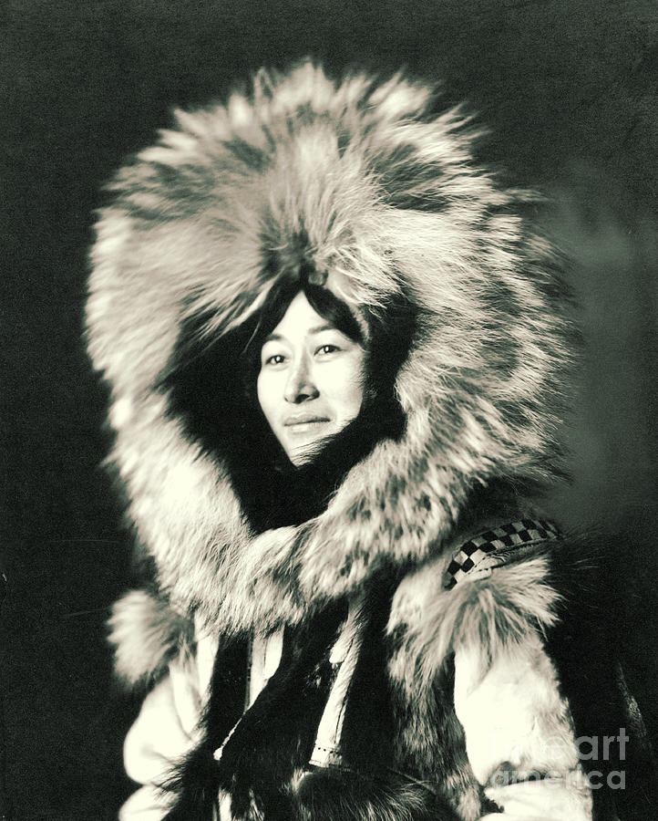 Eskimo Woman Posing 1915 Photograph by Padre Art
