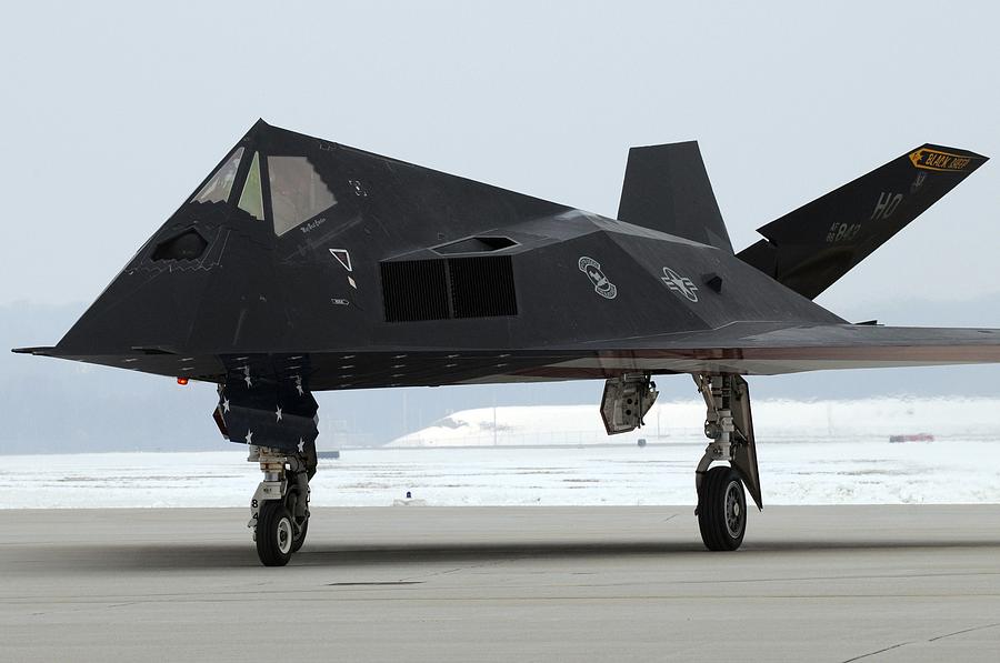 F-117 Nighthawk Stealth Fighter Photograph by Everett