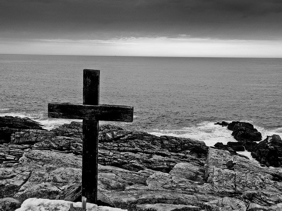 Landscape Photograph - Famine Cross at Malin Head by Fergal Kearney