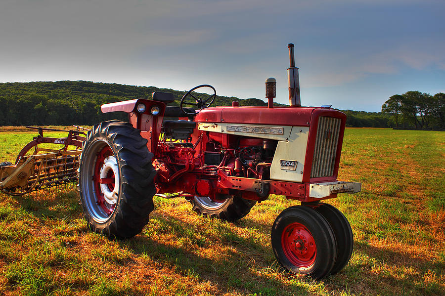 Farmall Tractor in The Sunlight Photograph by Andrew Pacheco