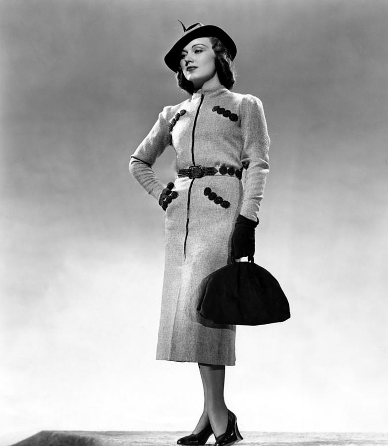 Hat Photograph - Fay Wray, Columbia Pictures, 1937 by Everett