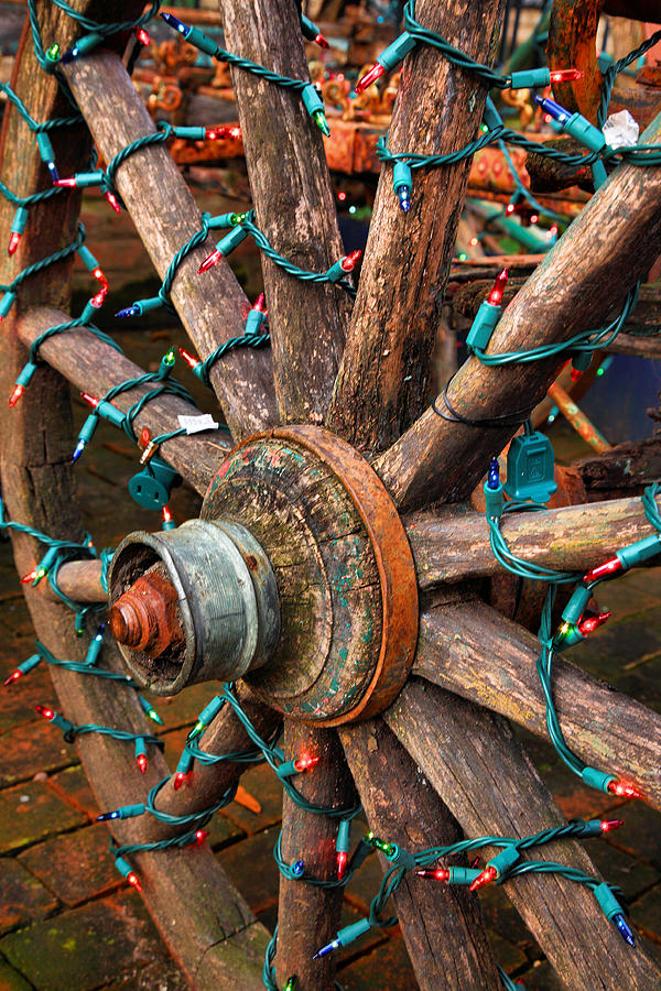 Festive Wagon Wheel Photograph by Steven Ainsworth