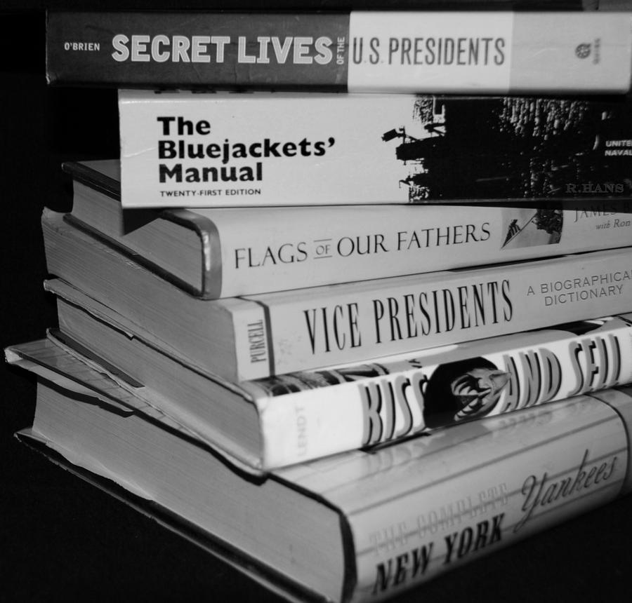 FINE READING in BLACK AND WHITE Photograph by Rob Hans