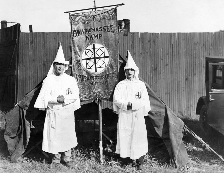 First Arrivals Of The Ku Klux Klan Photograph By Everett