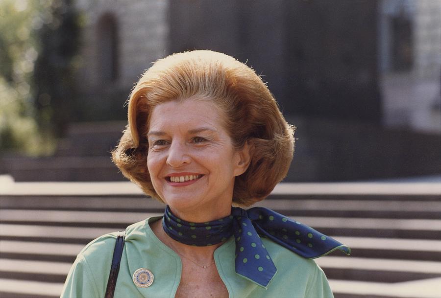 First Lady Betty Ford In Helsinki Photograph By Everett Pixels