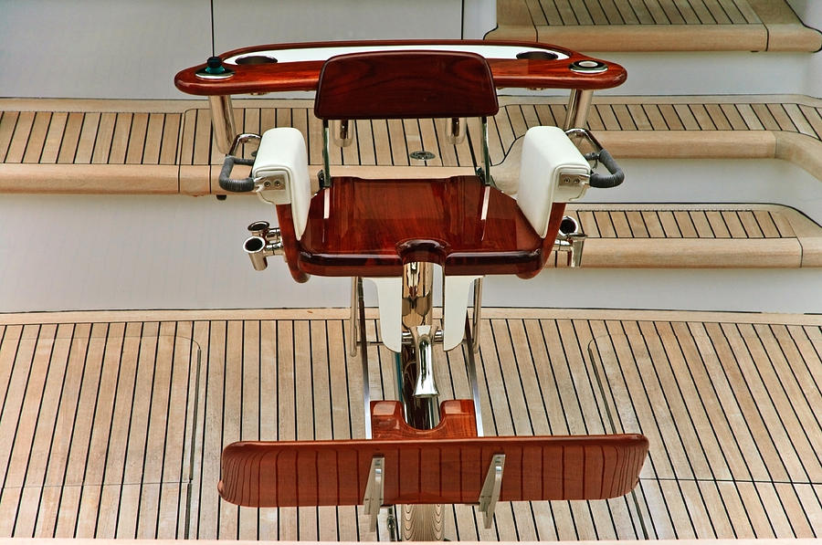 https://images.fineartamerica.com/images-medium-large/fishing-chair-on-a-yacht-susan-leggett.jpg