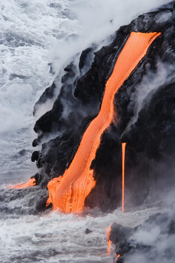 Flowing Pahoehoe Lava by Ron Dahlquist - Printscapes