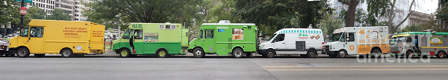 Washington D.c. Photograph - Food Trucks by Thomas Marchessault