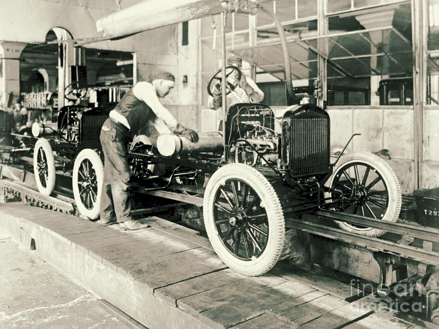 Ford Assembly Line 1923 Photograph by Padre Art