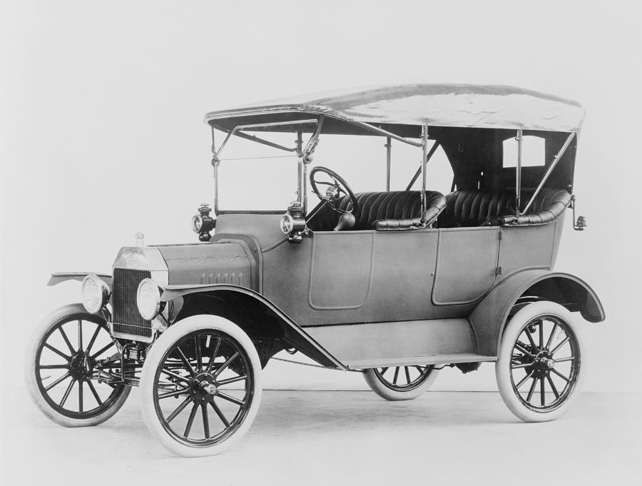 Model t's produced by ford