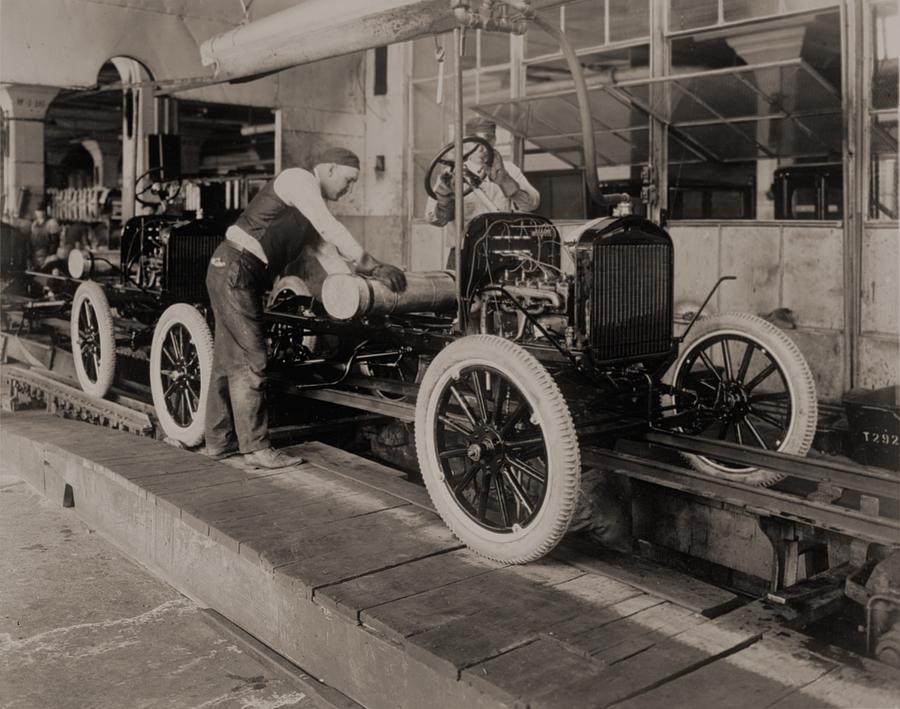 Ford Model Ts On The Moving Assembly Photograph by Everett