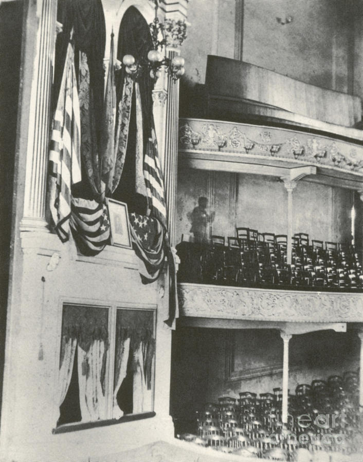Abraham Lincoln Photograph - Fords Theater, Lincoln Assassination by Photo Researchers