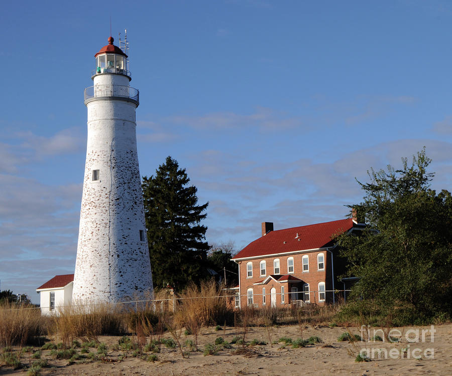 Fort Gratiot Lighthouse Photograph by Ronald Grogan