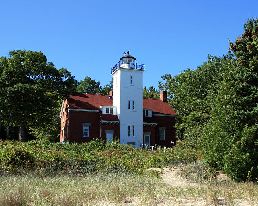 Fourty Mile Point Lighthouse Photograph by George Jones