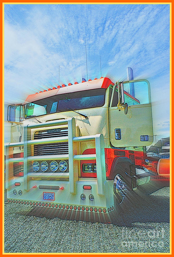 Freightliner Heavy Hauler Photograph by Randy Harris