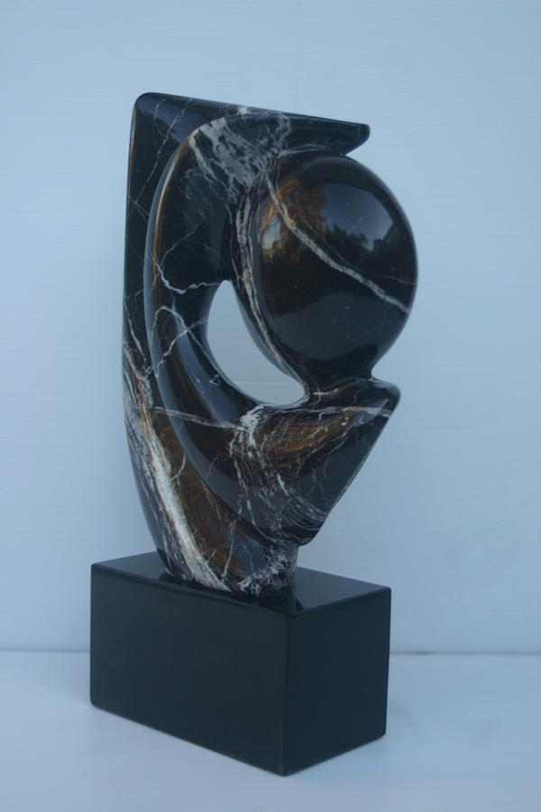 Abstract Sculpture - Full Moon by Fred Alwahan