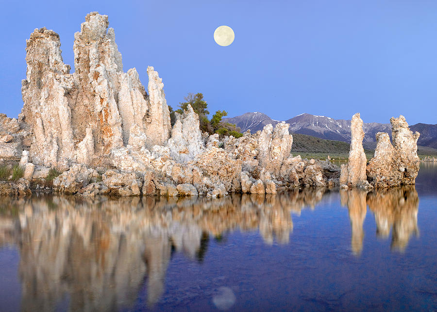 Full Moon Over Mono Lake With Wind Photograph by Tim Fitzharris