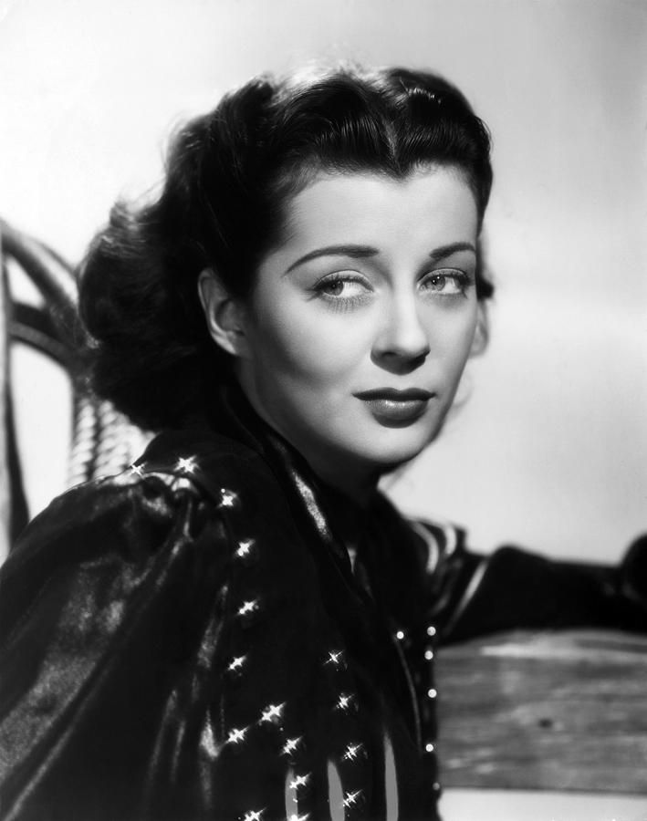 Gail Russell, 1947 Photograph by Everett - Fine Art America