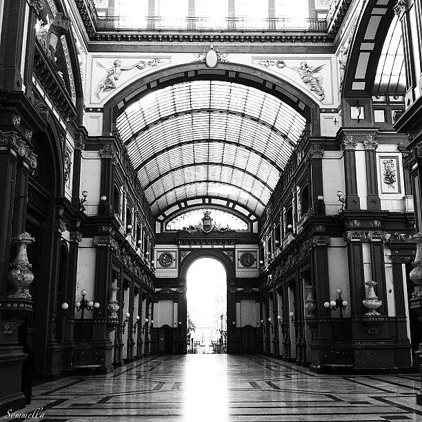 Blackandwhite Photograph - Galleria Principe Di Napoli - Tutti by Gianluca Sommella