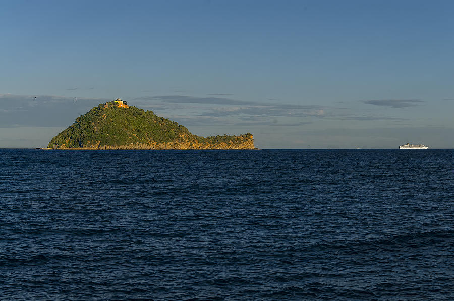 Gallinara Island Photograph by Enrico Pelos