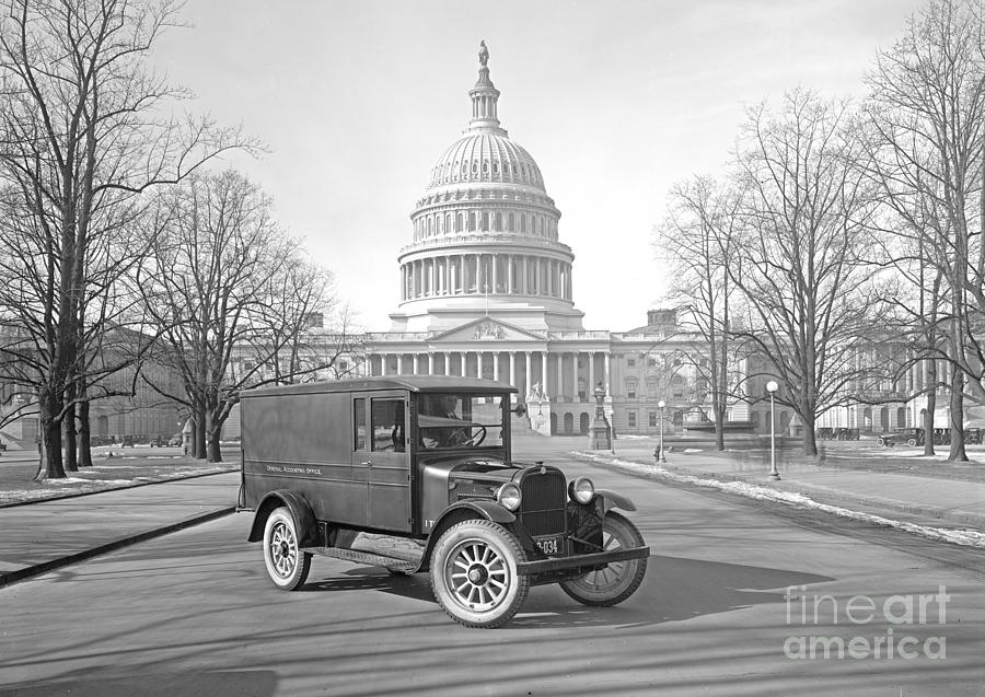 GAO Truck and White House 1910 BW Photograph by Padre Art