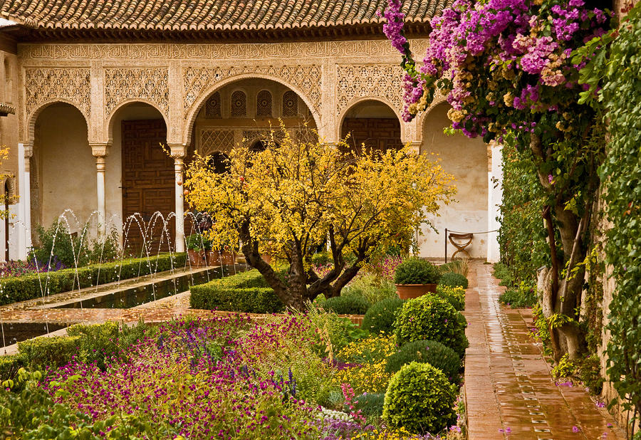 Generalife Gardens Photograph by Levin Rodriguez