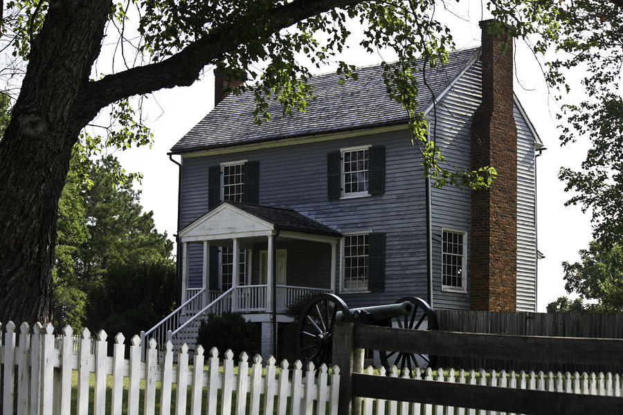Brick Photograph - George Peers House Appomattox Virginia by Teresa Mucha