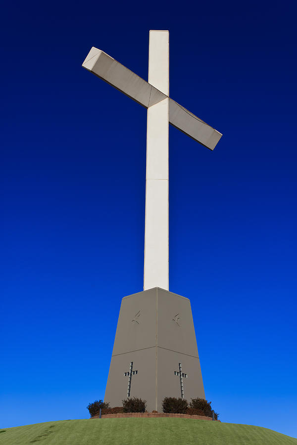 Giant Cross Photograph by Doug Long