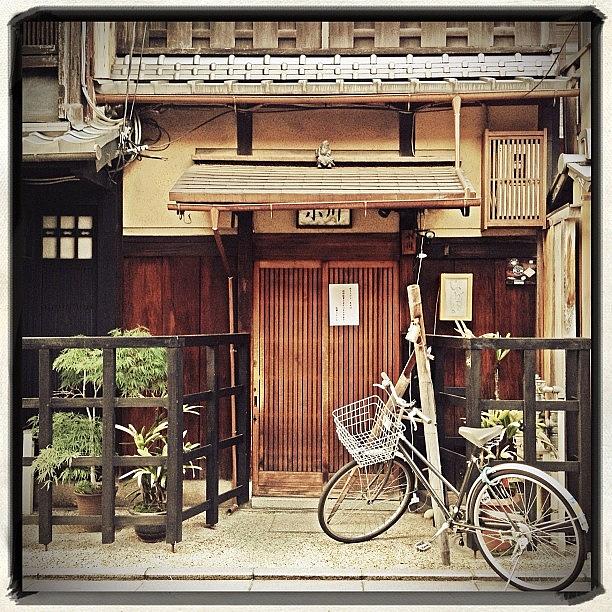 Architecture Photograph - Gion Home by Marc Gascoigne