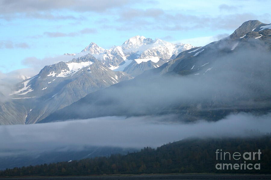 Glacier Bay Mountain Ranges Photograph by Pamela Walrath