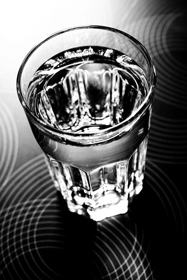 Glass Of Water Photograph - Glass Of Water by Mustafa Otyakmaz