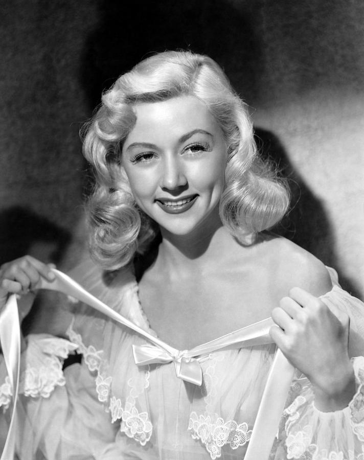 Gloria Grahame, Ca. 
