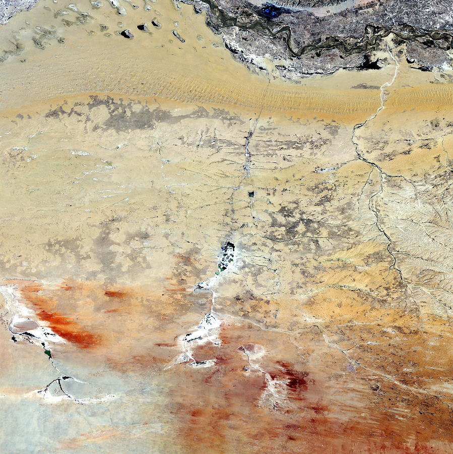 Gobi Desert Photograph by Planetobserver