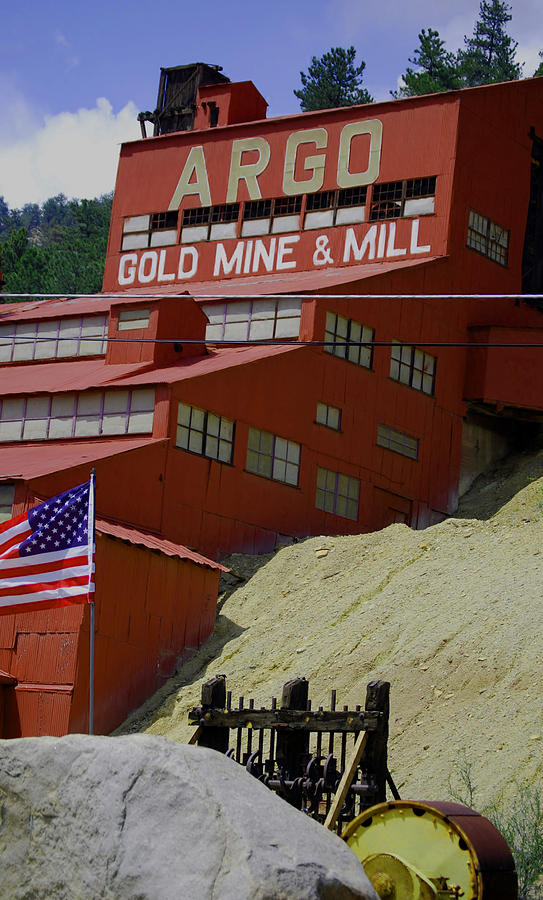 Gold in Them Thar Hills Photograph by Judy Hall-Folde