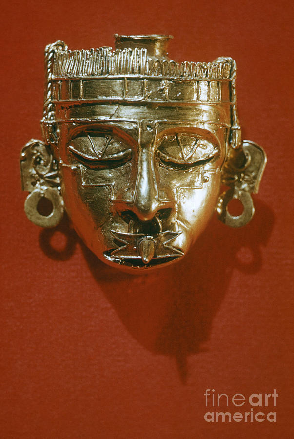 Gold Mask Photograph by Photo Researchers